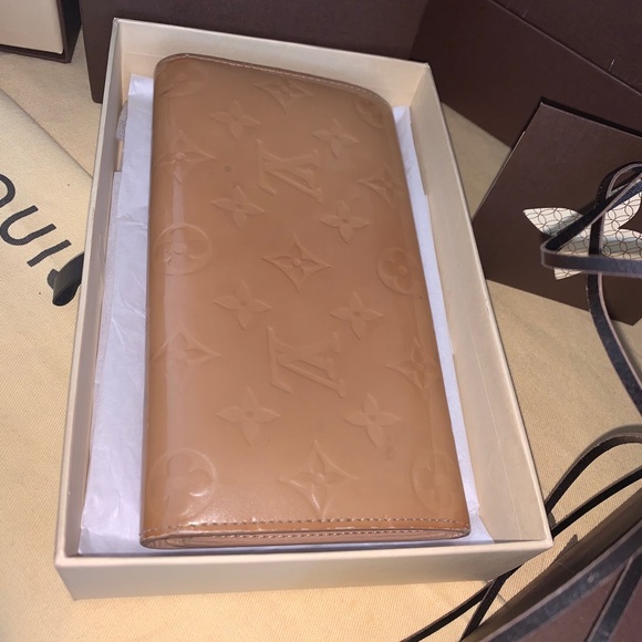 Louis Vuitton long vernis wallet - Picture 2 of 16